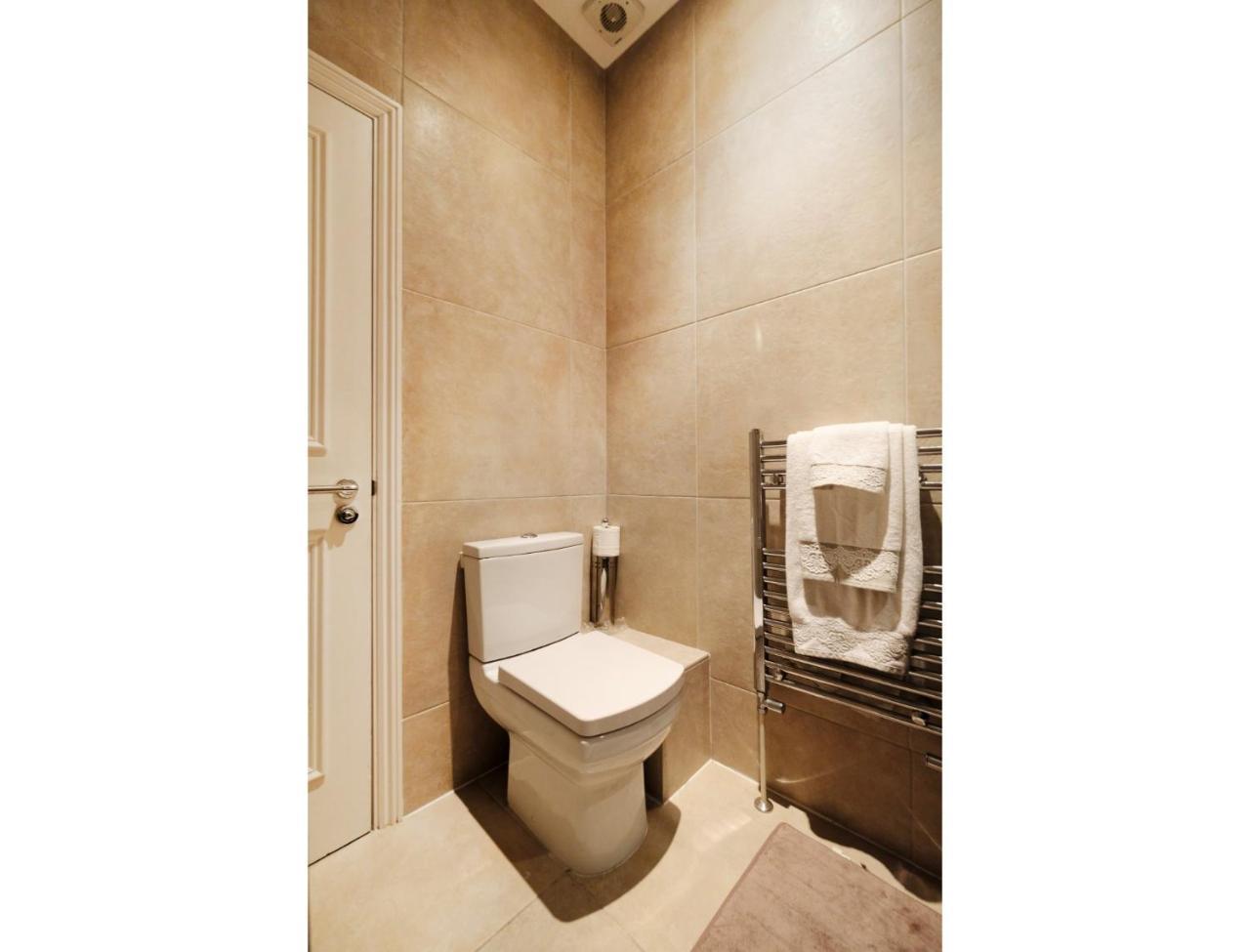 Edgware Rd, Paddington Spacious Apartment Sleeps 4 London Exteriör bild